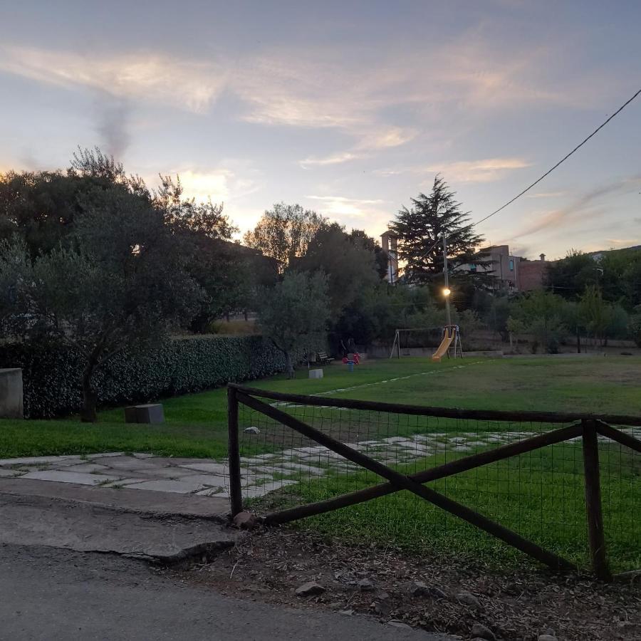 Appartamento Affitto Bilocale 4 Posti Letto Ardali-Ogliastra Esterno foto
